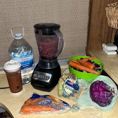 A picture of Refreshing Lettuce and Carrot Smoothie.
