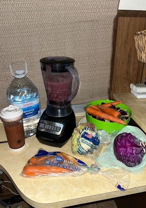 A picture of Refreshing Lettuce and Carrot Smoothie.