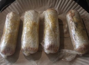 Una foto de Rollitos de bacaladilla y tranchetes