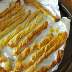 A picture of Milky bread sticks.