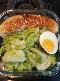 鮭魚便當 的食譜成品照片