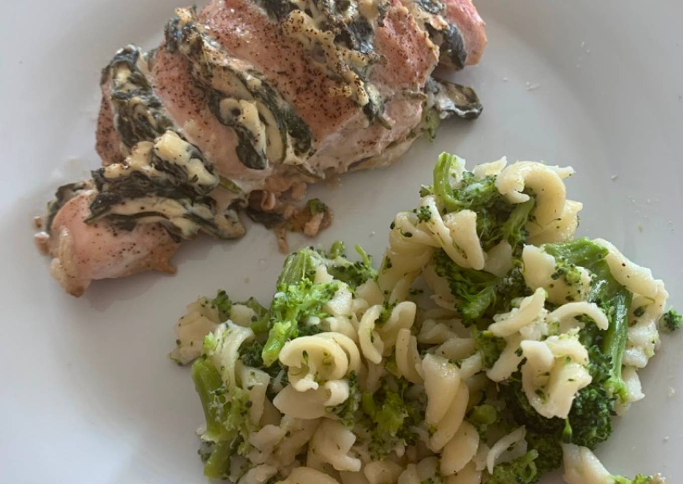 Pechuga de pollo rellena de espinacas con Philadelphia 🥬