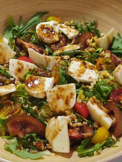 Una foto de Ensalada fresca de mozzarella