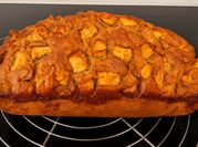 A picture of apple cake with cinnamon