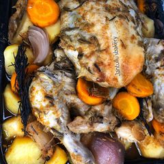 A picture of Rosemary chicken.