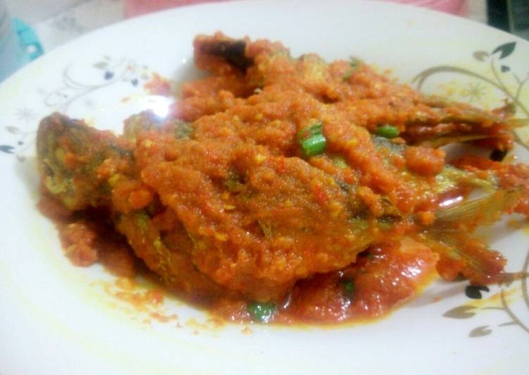 Bahan Membuat Ikan selar bumbu kuning Lezat