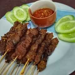 A picture of Sate ati ampela ayam.