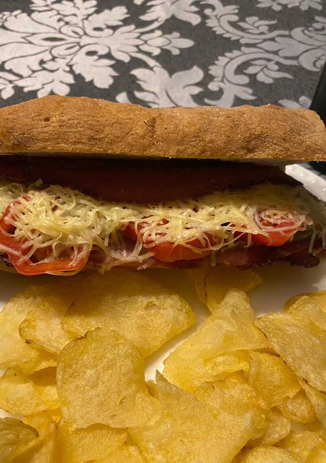 Una foto de Bocadillo de Pastrami !