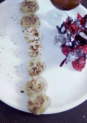 A picture of Chocolate momos.