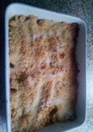 A picture of Apple & Pear Crumble.