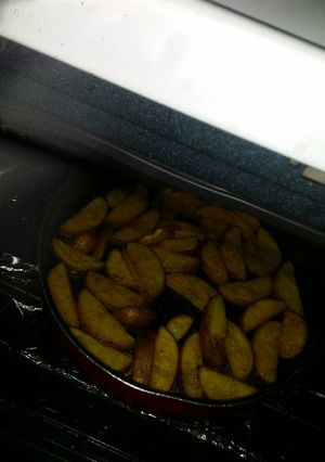 صورة لوصفة شرائح البطاطس في الفرن 😉
