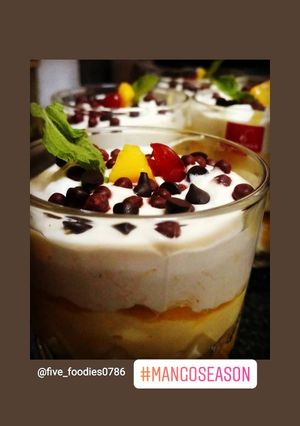 A picture of Biscuit Custard Mango Mousse.