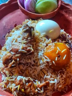 চিকেন বিরিয়ানি(chicken biryani recipe in Bengali) রেসিপির প্রধান ছবি