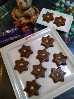 बिस्कुट पेड़ा (biscuit peda recipe in hindi) रेसिपी मुख्य फोटो