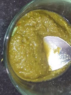 हरी चटनी (hari chutney recipe in Hindi) रेसिपी मुख्य फोटो