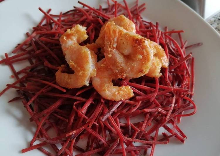 Simple Way to Make Veloce Gamberi con panatura alle arachidi e julienne di rapa rossa