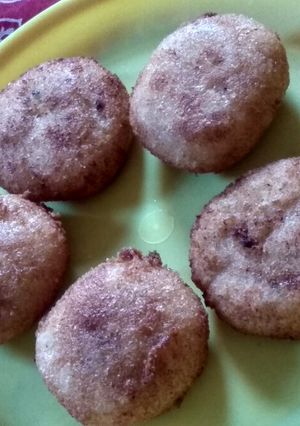 सूजी काकरा पीटा(Suji kakrara pitha recipe in Hindi) रेसिपी मुख्य फोटो