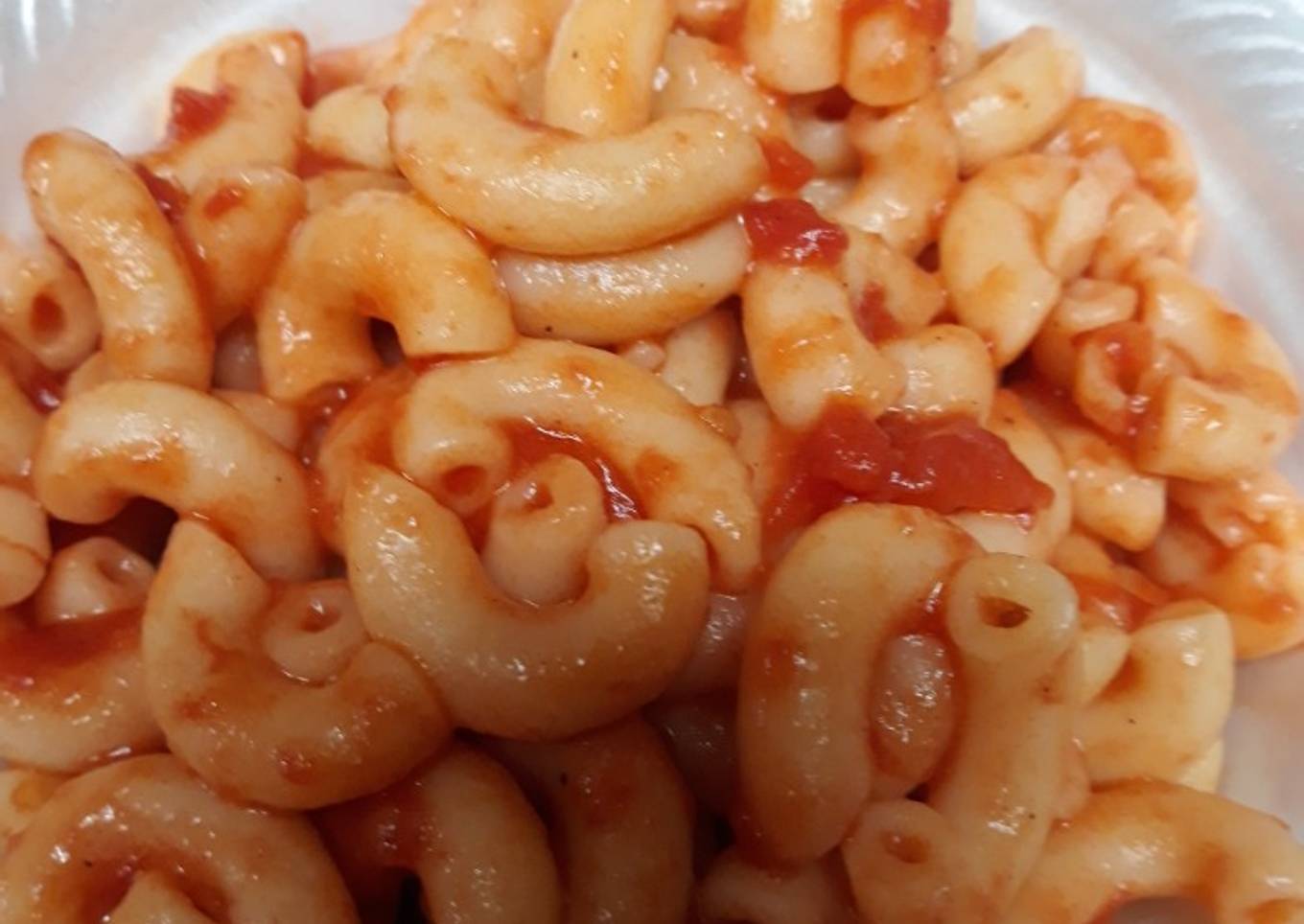 Macaroni and San Marzano Tomatoes