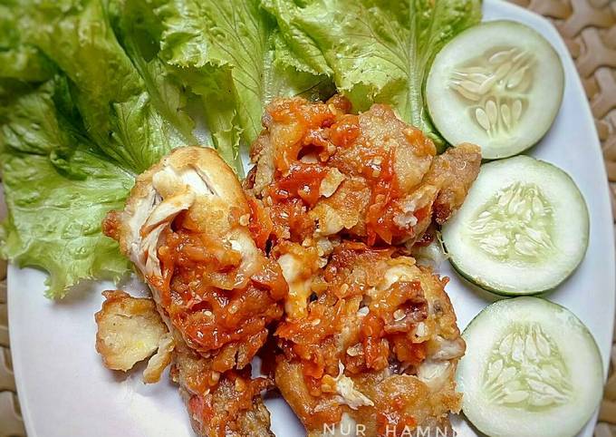 Ayam geprek sambel bawang