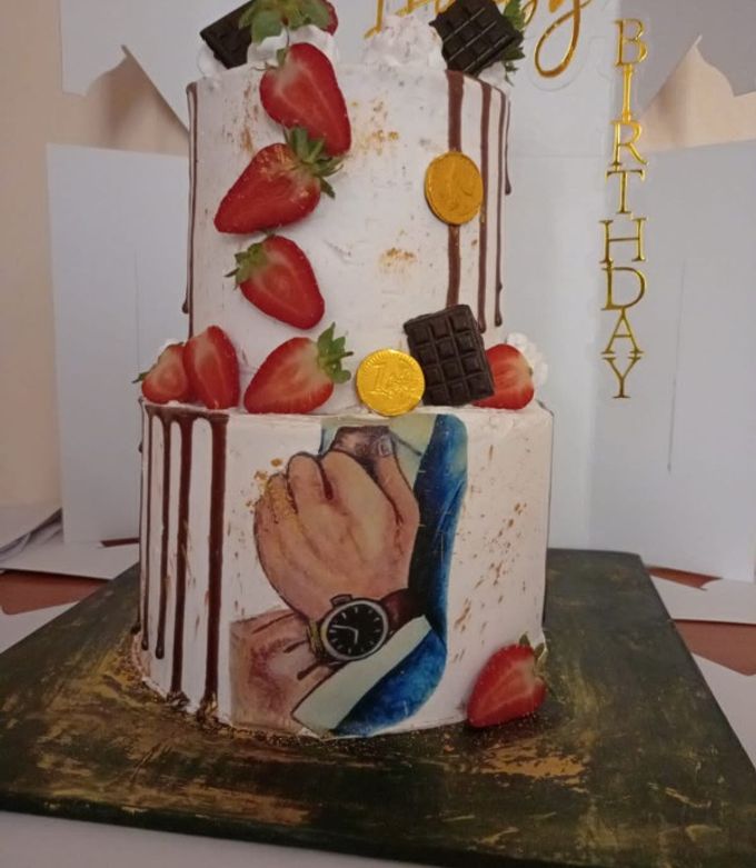 A picture of Chocolate drips.