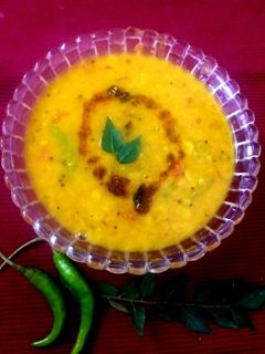 सांबर फ्लेवर अरहर की दाल (Sambar flavour arhar ki dal recipe in Hindi) रेसिपी मुख्य फोटो