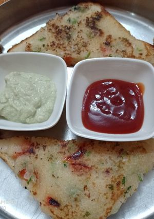 રવા બ્રેડ ટોસ્ટ (Rava Bread Toast Recipe In Gujarati) રેસીપી મુખ્ય ફોટો