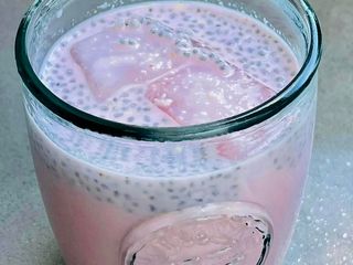 rose milk with sabja seed