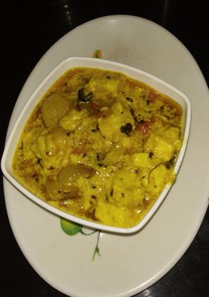 A picture of Paneer do pyaza.
