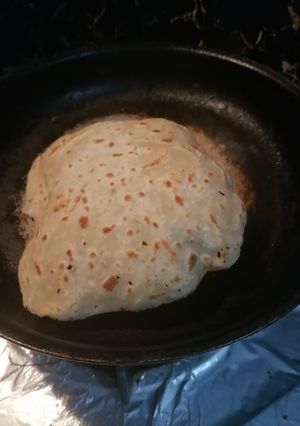 A picture of Cheese naan.