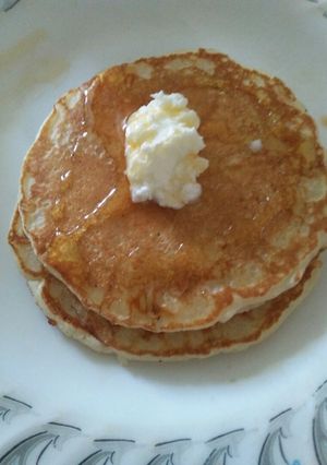A picture of Buttery pancakes.