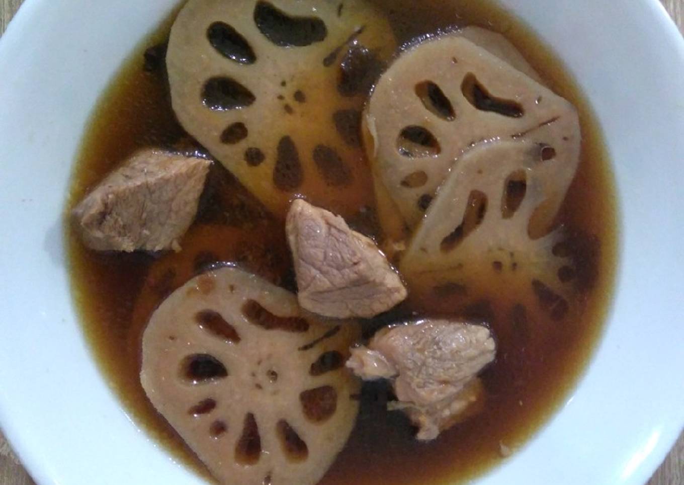 莲藕排骨汤 Lotus Root Pork Rib Soup