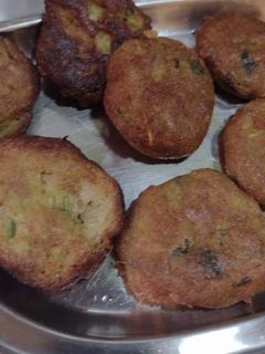 কাঁচা কলার বড়া (Kancha Kolar bora recipe in Bengali) রেসিপির প্রধান ছবি
