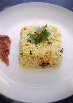 சாமை வெஜிடபிள் உப்புமா (saamai vegtable upma recipe in Tamil) செய்முறை முக்கிய புகைப்படம்