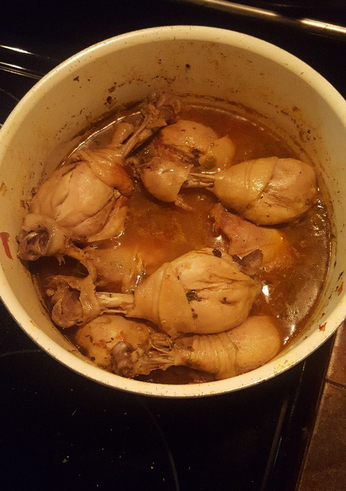 Una foto de Guiso de pollo (para toda pasta)
