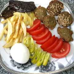 فطار مصري اصيل (طعمية)😍-レシピのメイン写真