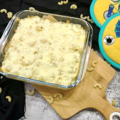 A picture of Baked Mac and Cheese.