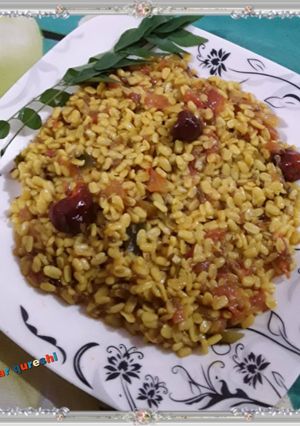 A picture of Dhaba mash dal.