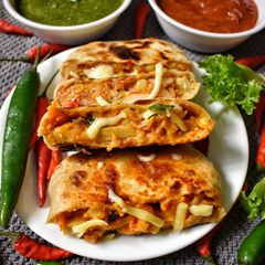 A picture of Veg Mughlai Paratha.