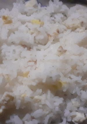 Una foto de Arroz salteado con huevo 👌