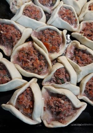 Una foto de Fatay o empanadas árabes