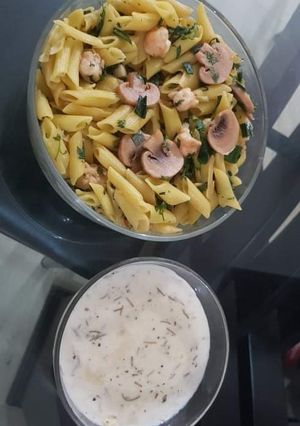 Pasta with homemade white sauce রেসিপির প্রধান ছবি