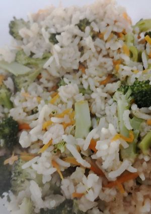 Una foto de Arroz para acompañar fácil y rico!