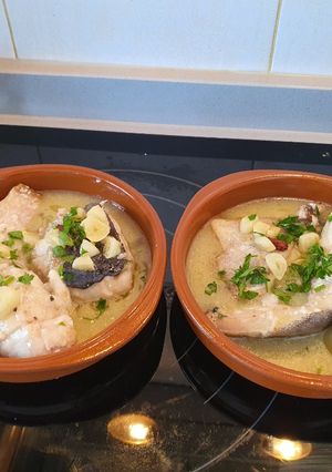 Una foto de Bacalao al pil pil