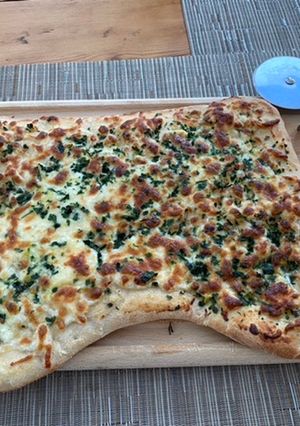 A picture of Cheesy Garlic Bread.
