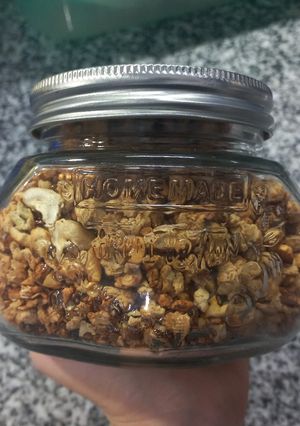 Una foto de Granola Proteica Crujiente con Soja Texturizada sin Horno (Deliciosa!!)