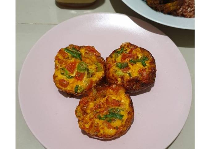 Rainbow Omellete Muffin (Oven - Less Oil)