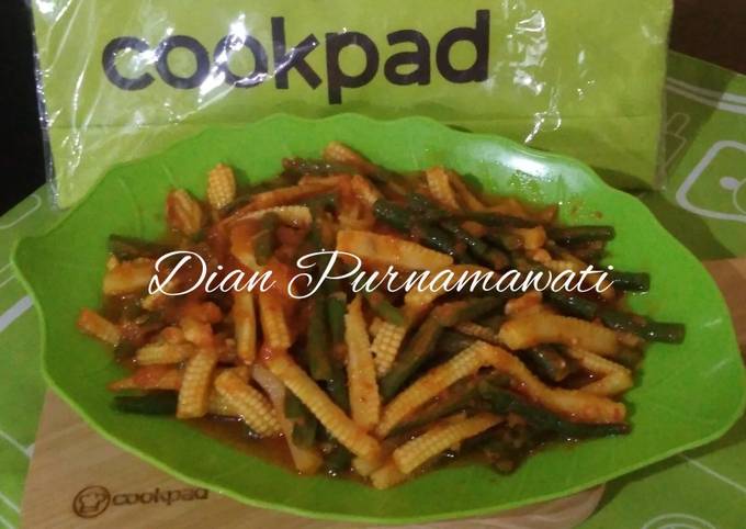 Bagaimana Menyiapkan Jagung Putren Masak Pedas yang Lezat Sekali