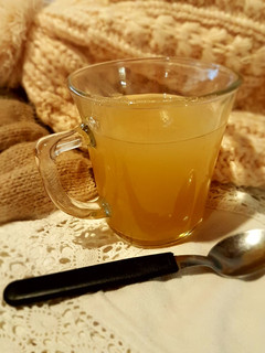 Una foto de Té de invierno: jengibre y tomillo. ¡Delicioso!