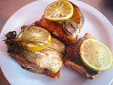 Pescado al vapor con hinojo