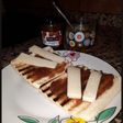 Pan Tostado con mermelada y queso